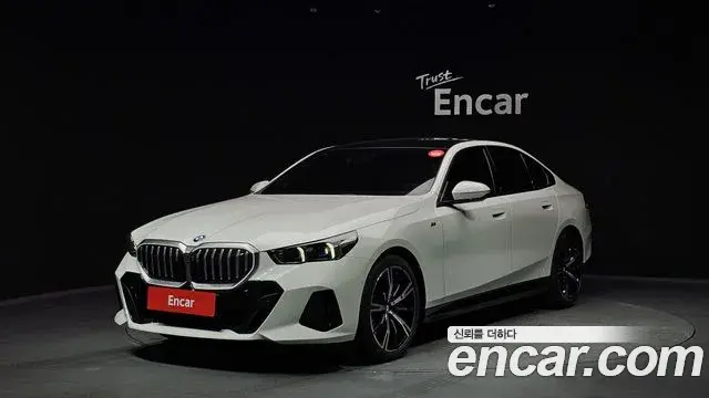 BMW 5 Series 2025 — Şəkil 19/20