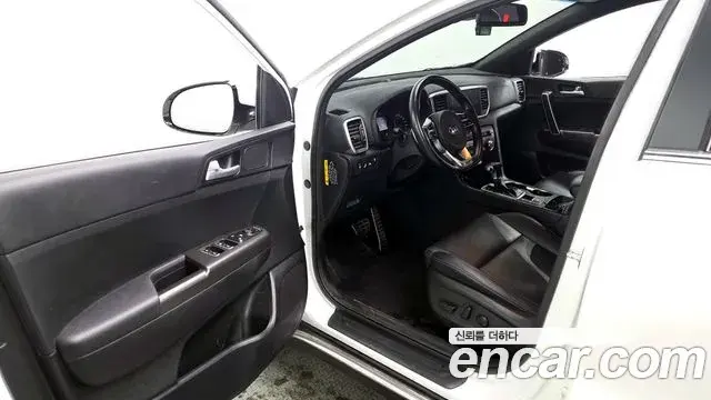 Kia Sportage The Bold 2020 — Photo 10/20