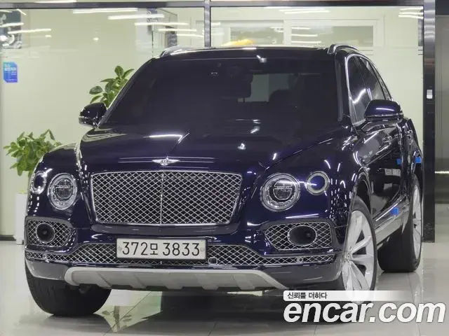 Bentley Bentayga 2020 — Şəkil 1/17