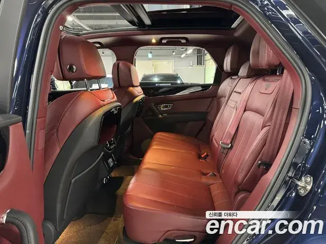 Bentley Bentayga 2020 — Şəkil 6/17