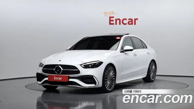 Mercedes-Benz C-Class 2022 — Photo 14/20