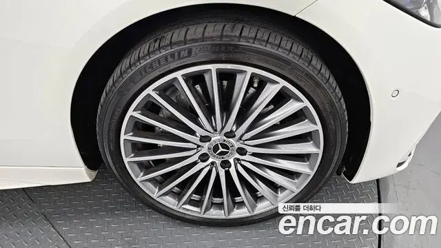 Mercedes-Benz C-Class 2022 — Photo 20/20