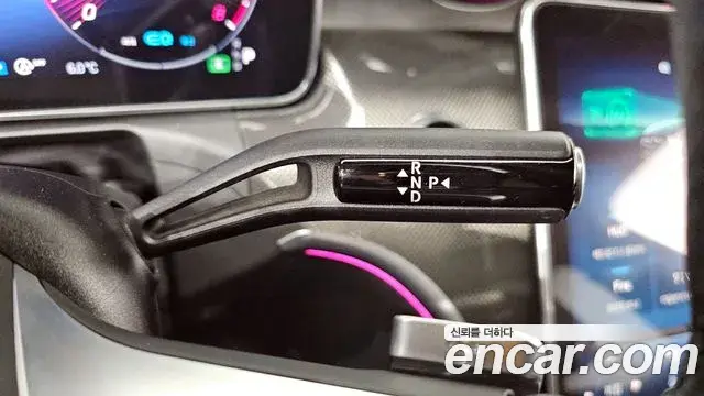 Mercedes-Benz C-Class 2022 — Photo 18/20