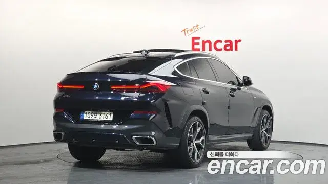 BMW X6 2021 — Photo 17/20