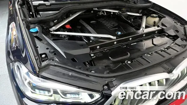 BMW X6 2021 — Photo 15/20