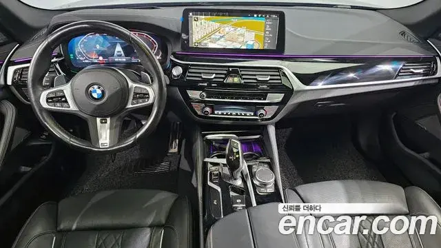 BMW 5 Series 2023 — ფოტო 19/20