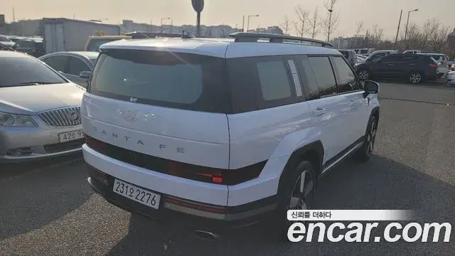 Hyundai Santa Fe 2023 — Фото 1/20
