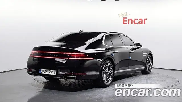 Genesis G90 2022 — Фото 2/20