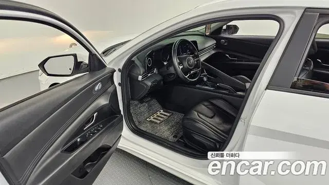 Hyundai The New Avante Hybrid 2021 — Şəkil 7/20