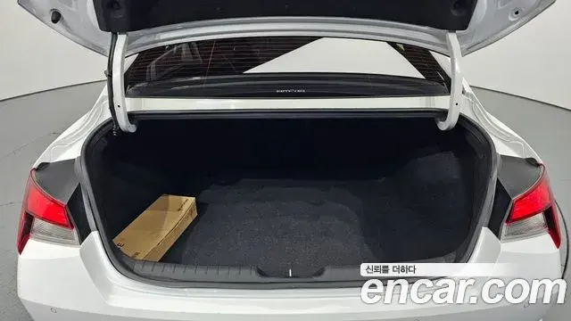 Hyundai The New Avante Hybrid 2021 — Şəkil 14/20
