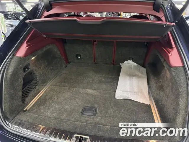 Bentley Bentayga 2020 — Şəkil 4/20