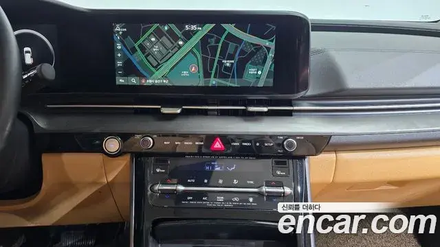 Kia Carnival 2020 — ფოტო 14/21