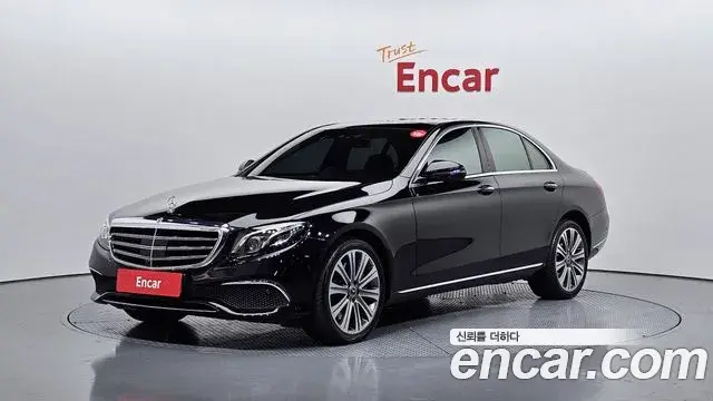 Mercedes-Benz E-Class 2018 — ფოტო 1/20