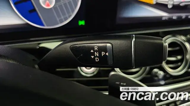 Mercedes-Benz E-Class 2018 — ფოტო 11/20