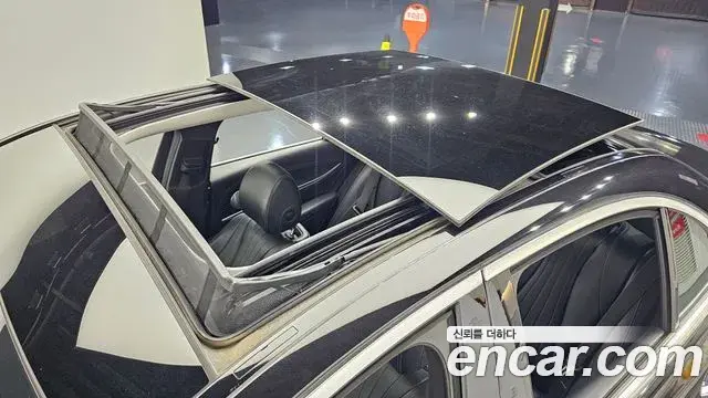 Mercedes-Benz E-Class 2018 — ფოტო 9/20