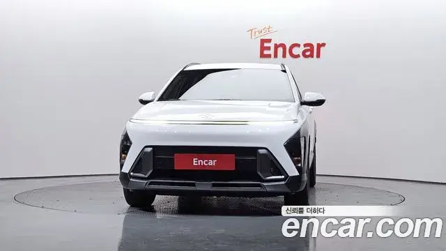 Hyundai Kona Hybrid 2023 — ფოტო 8/20