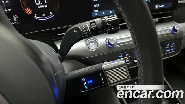 Hyundai Kona Hybrid 2023 — ფოტო 3/20