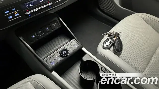 Hyundai Kona Hybrid 2023 — ფოტო 10/20