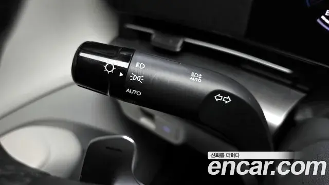 Hyundai Kona Hybrid 2023 — ფოტო 4/20