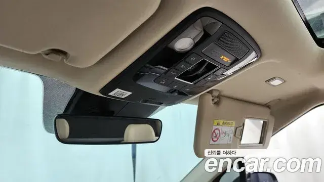 Kia Carnival 2021 — Фото 17/20