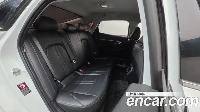 Hyundai Sonata Hybrid 2022 — Şəkil 6/20