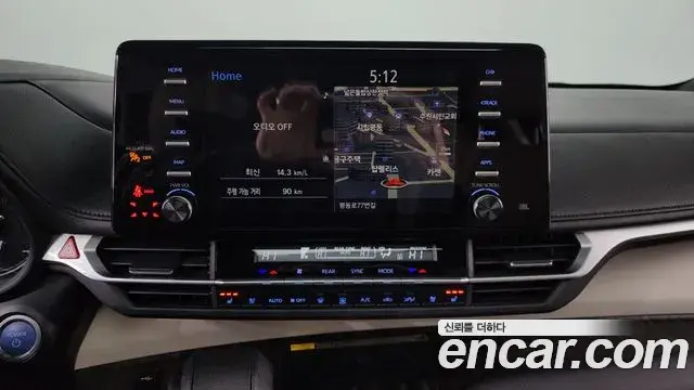 Toyota Sienna 2023 — Photo 13/20