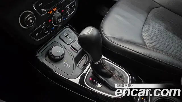 Jeep Compass 2018 — Şəkil 4/20