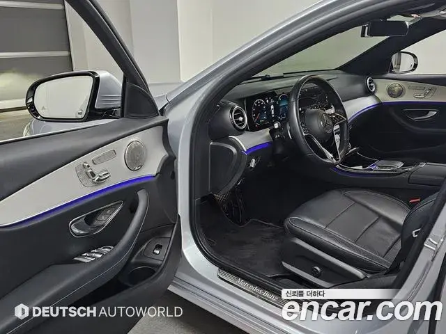 Mercedes-Benz E-Class 2020 — ფოტო 16/20