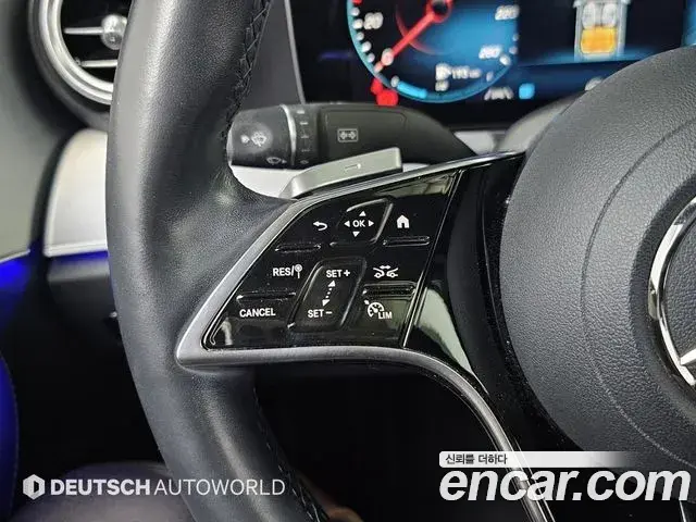 Mercedes-Benz E-Class 2020 — ფოტო 19/20