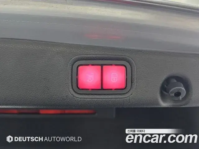 Mercedes-Benz E-Class 2020 — ფოტო 9/20