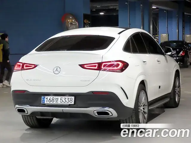Mercedes-Benz GLE-Class 2023 — ფოტო 6/20