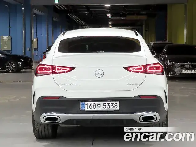 Mercedes-Benz GLE-Class 2023 — ფოტო 7/20