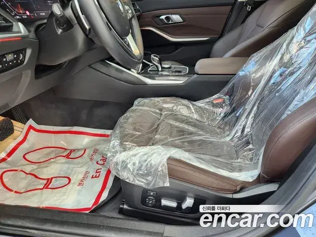 BMW 3 Series 2021 — Photo 3/20