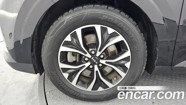 Kia Carnival 2021 — Фото 5/20