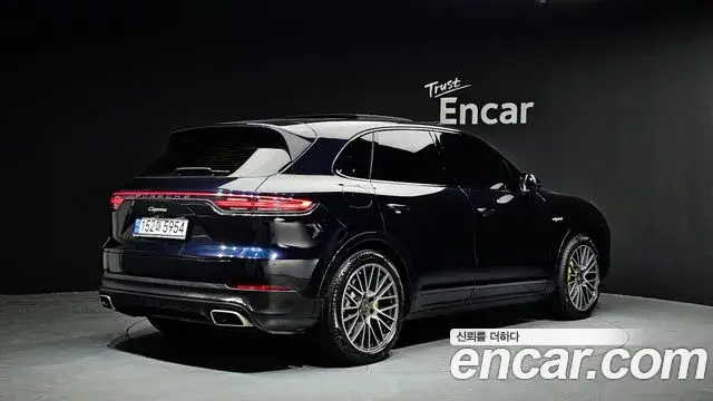 Porsche Cayenne 2020 — Şəkil 8/20