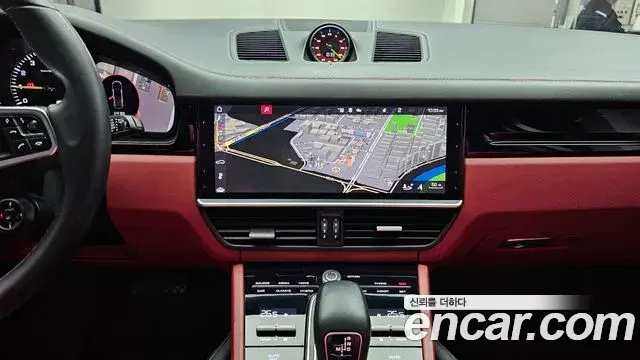 Porsche Cayenne 2020 — Şəkil 19/20