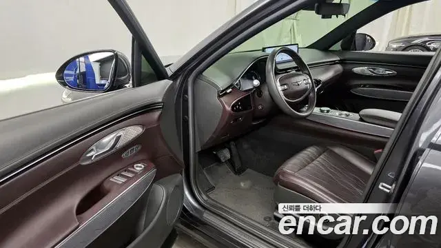 Genesis GV70 2021 — Şəkil 18/20