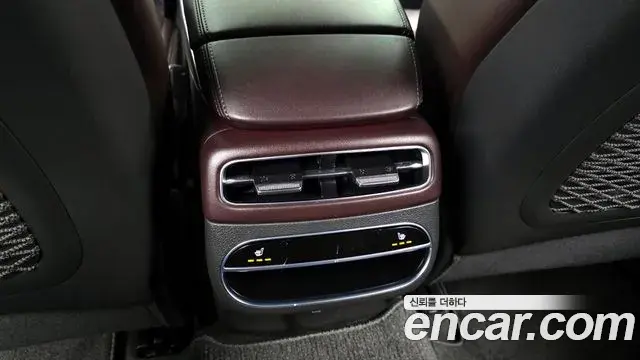 Genesis GV70 2021 — Şəkil 2/20