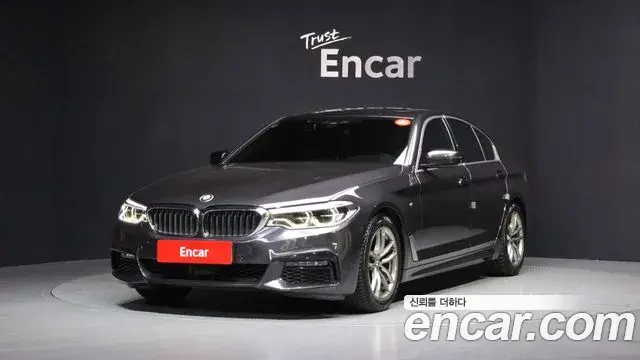 BMW 5 Series 2020 — ფოტო 17/20