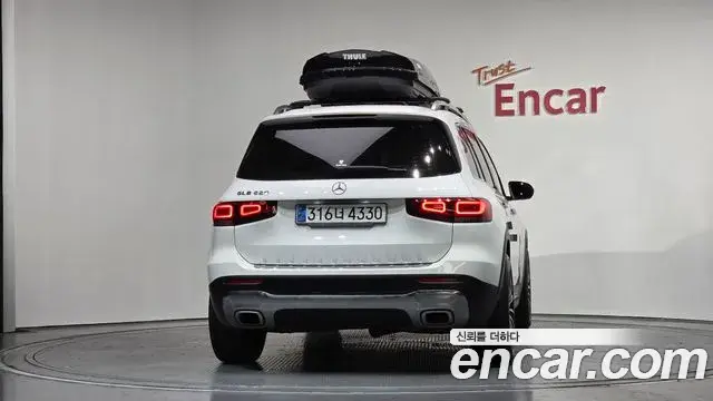 Mercedes-Benz GLB-Class 2020 — Şəkil 8/20