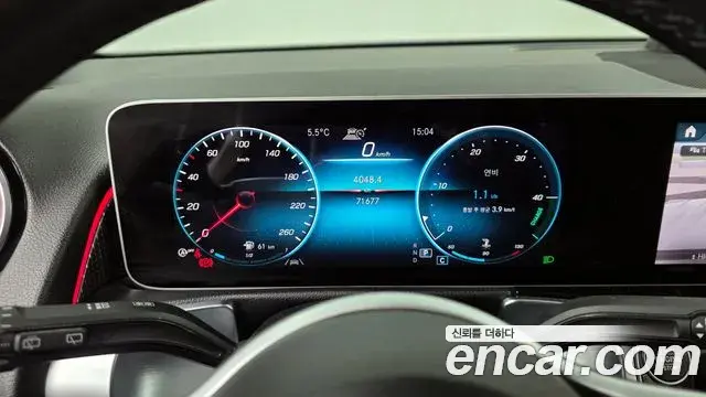 Mercedes-Benz GLB-Class 2020 — Şəkil 1/20
