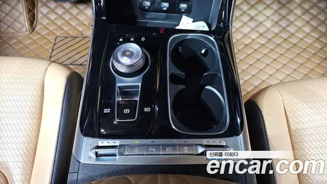 Kia Carnival 2022 — Фото 9/20