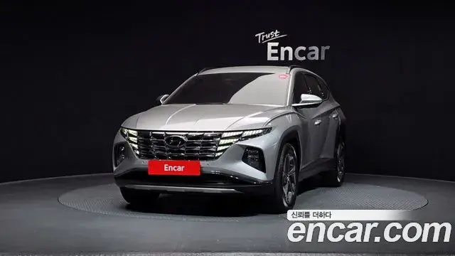 Hyundai Tucson Hybrid 2023 — Photo 6/20