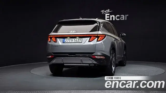 Hyundai Tucson Hybrid 2023 — Photo 11/20