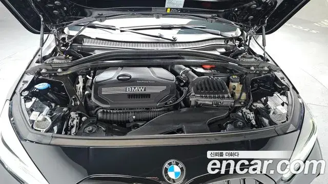 BMW 1 Series 2022 — Şəkil 6/20