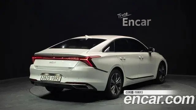 Kia K8 2021 — ფოტო 12/20