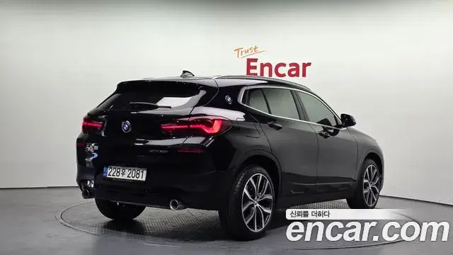 BMW X2 2022 — ფოტო 9/20