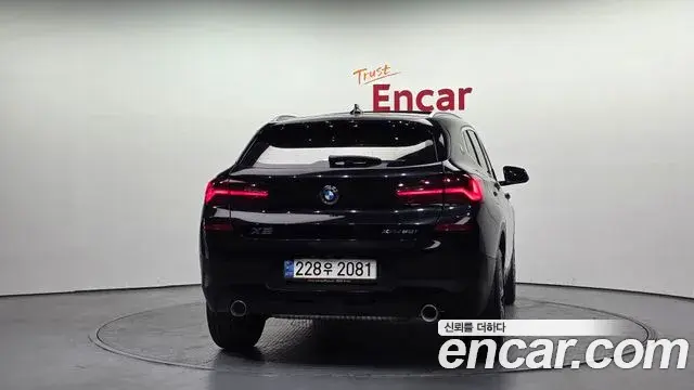 BMW X2 2022 — ფოტო 16/20