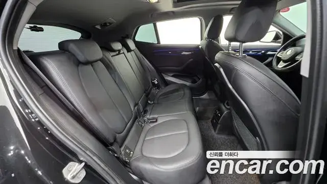 BMW X2 2022 — ფოტო 4/20