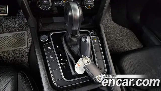Volkswagen Arteon 2020 — ფოტო 11/20